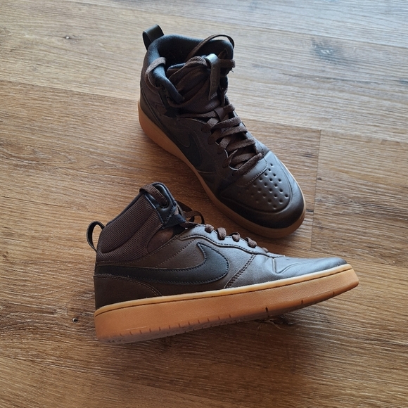 Nike Court Borough - Picture 2 of 15